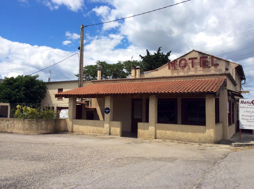 Le Relais Des Blaches Hotel Pierrelatte Exterior foto