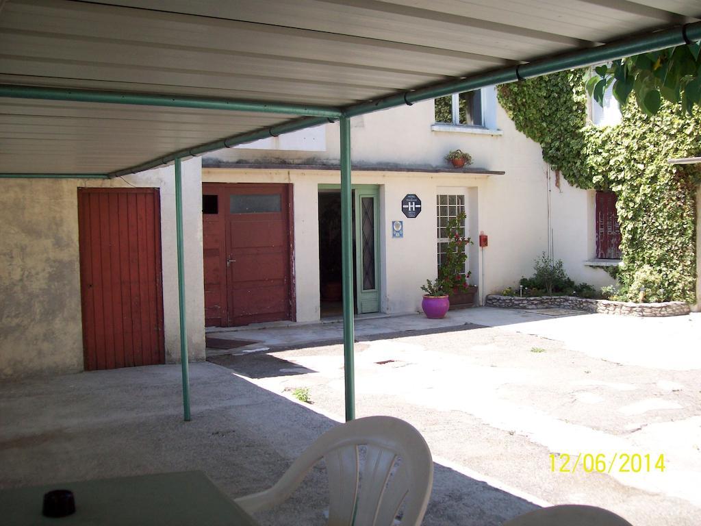Le Relais Des Blaches Hotel Pierrelatte Exterior foto